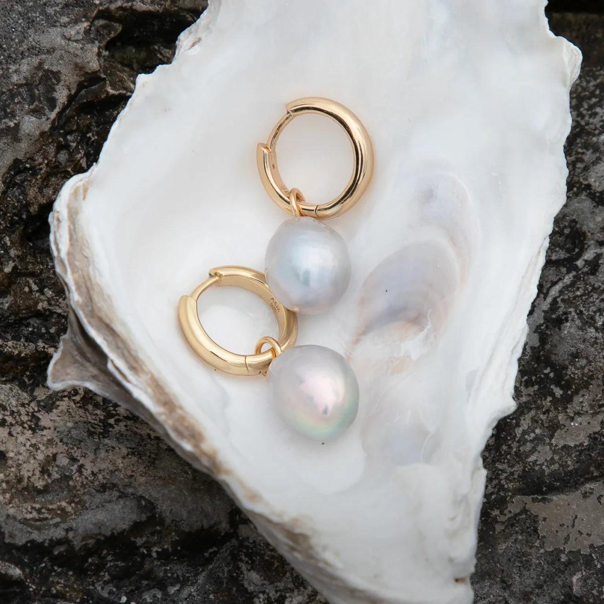 Sale Pearls-Astrid & Miyu