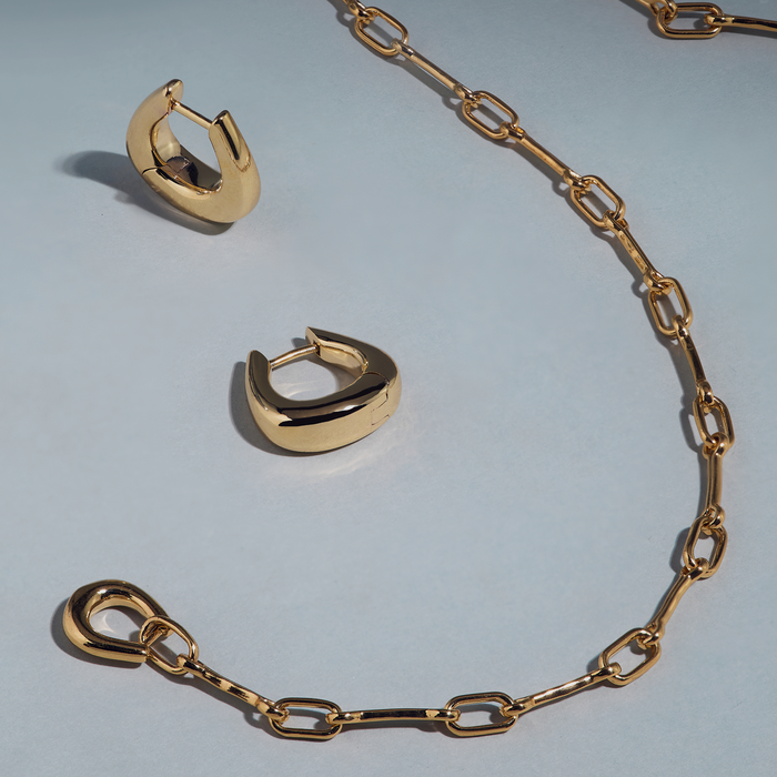 Non-Negotiables-Astrid & Miyu