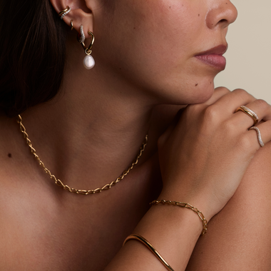 Bestsellers-Astrid & Miyu