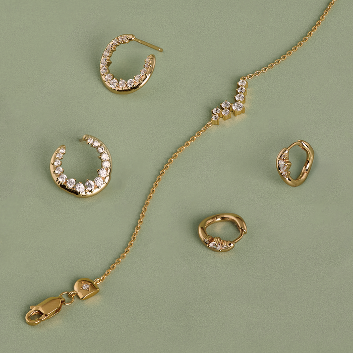 Sale Party Edit-Astrid & Miyu