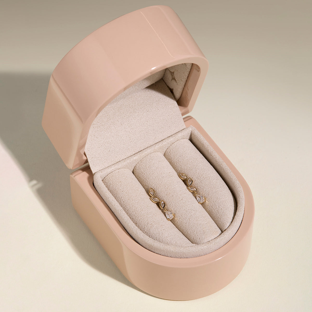 A&M Fine Earring Box-Astrid & Miyu