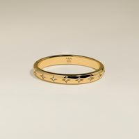 Cosmic Star Band Ring in Gold