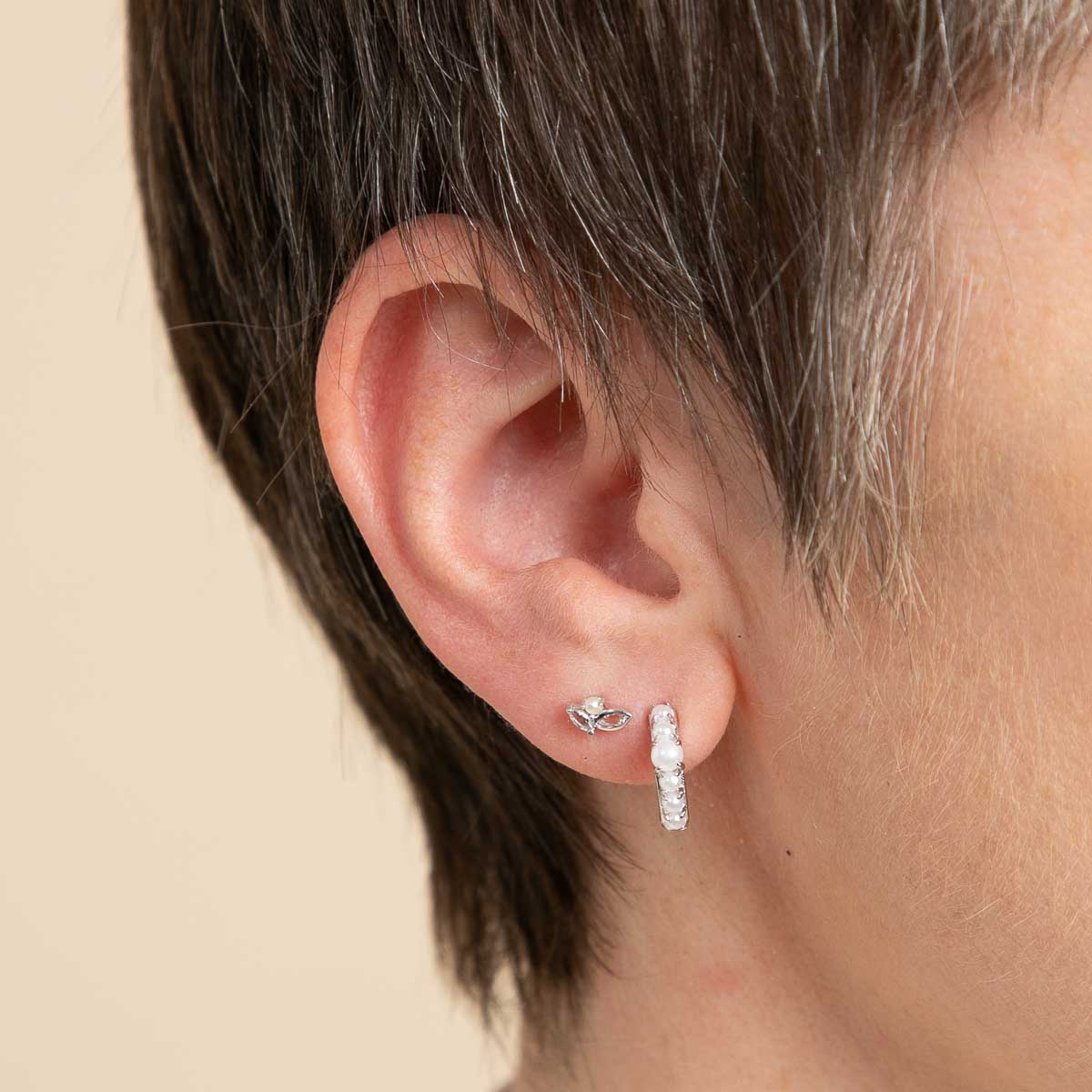 Flat Back Labret Studs - Moonstone Cluster Piercing Stud in Solid White Gold - Piercing Stud - Astrid & Miyu