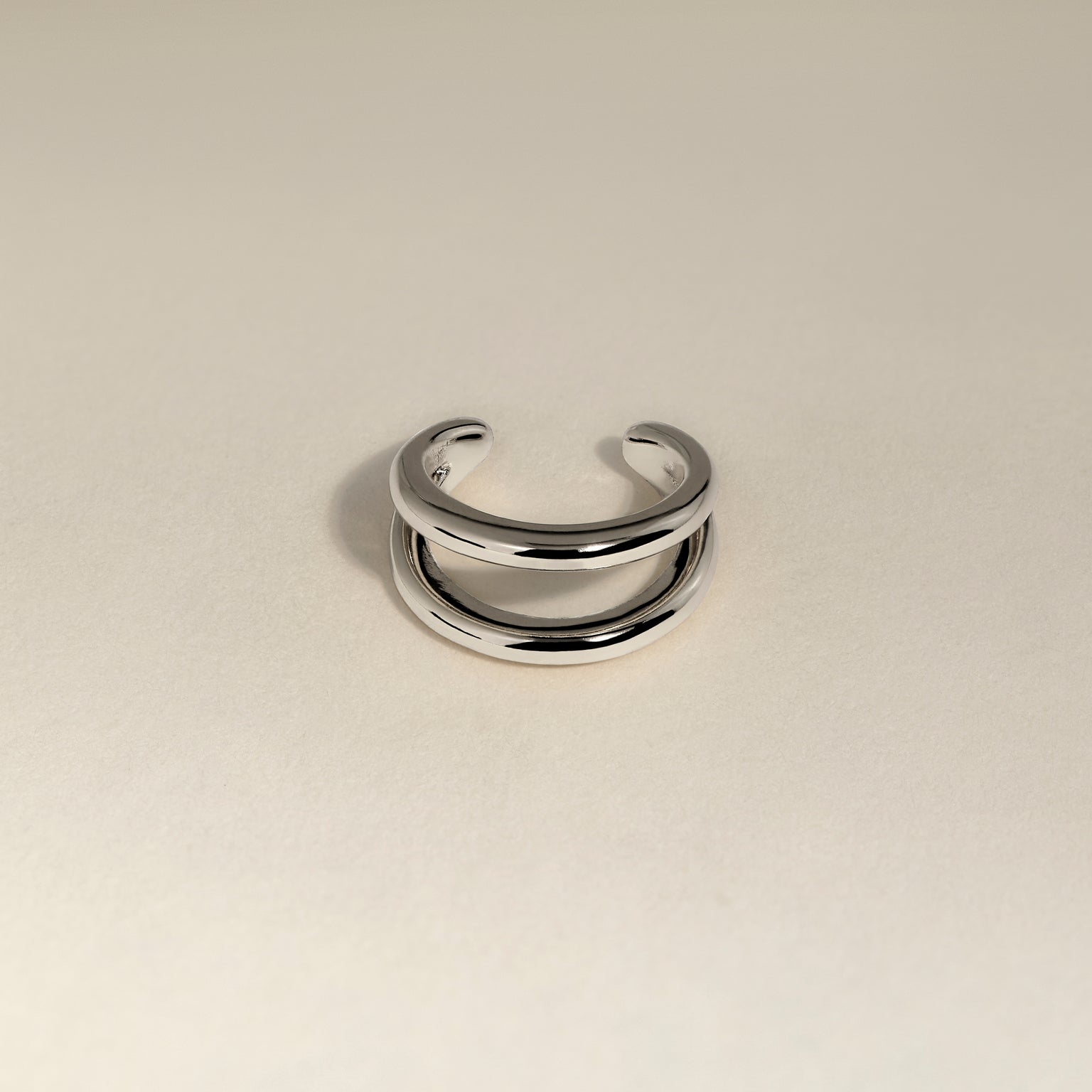 Illusion Essential Ear Cuff in Silver-Astrid & Miyu