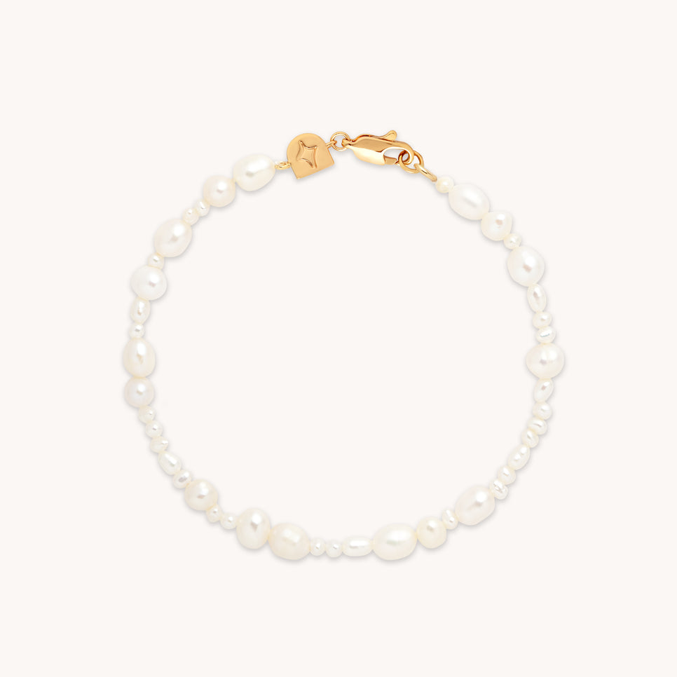 18k Gold Plated Jewellery - Serenity Pearl Beaded Bracelet in Gold - Bracelet - Astrid & Miyu