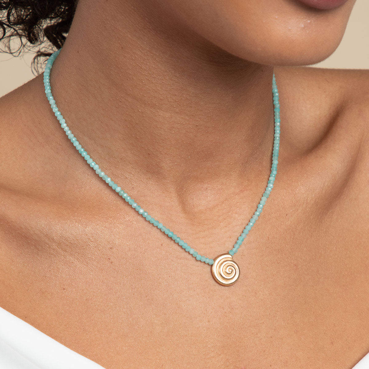 18k Gold Plated Jewellery - Amazonite Shell Pendant Necklace in Gold - Pendant Necklace - Astrid & Miyu