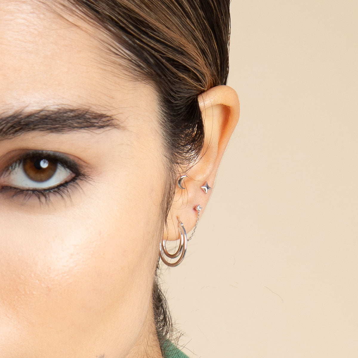 April White Topaz - Topaz Chain Stud Earrings in Solid White Gold - Stud Earrings - Astrid & Miyu