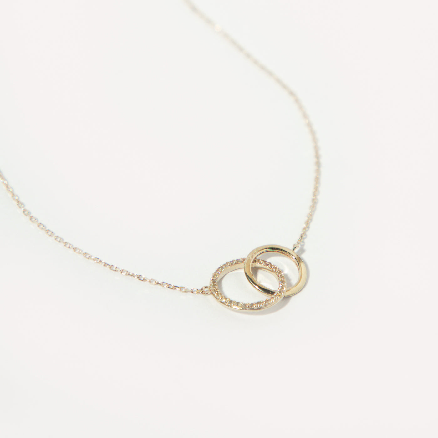 April White Topaz - Orbit Topaz Necklace in Solid Gold - Pendant Necklace - Astrid & Miyu