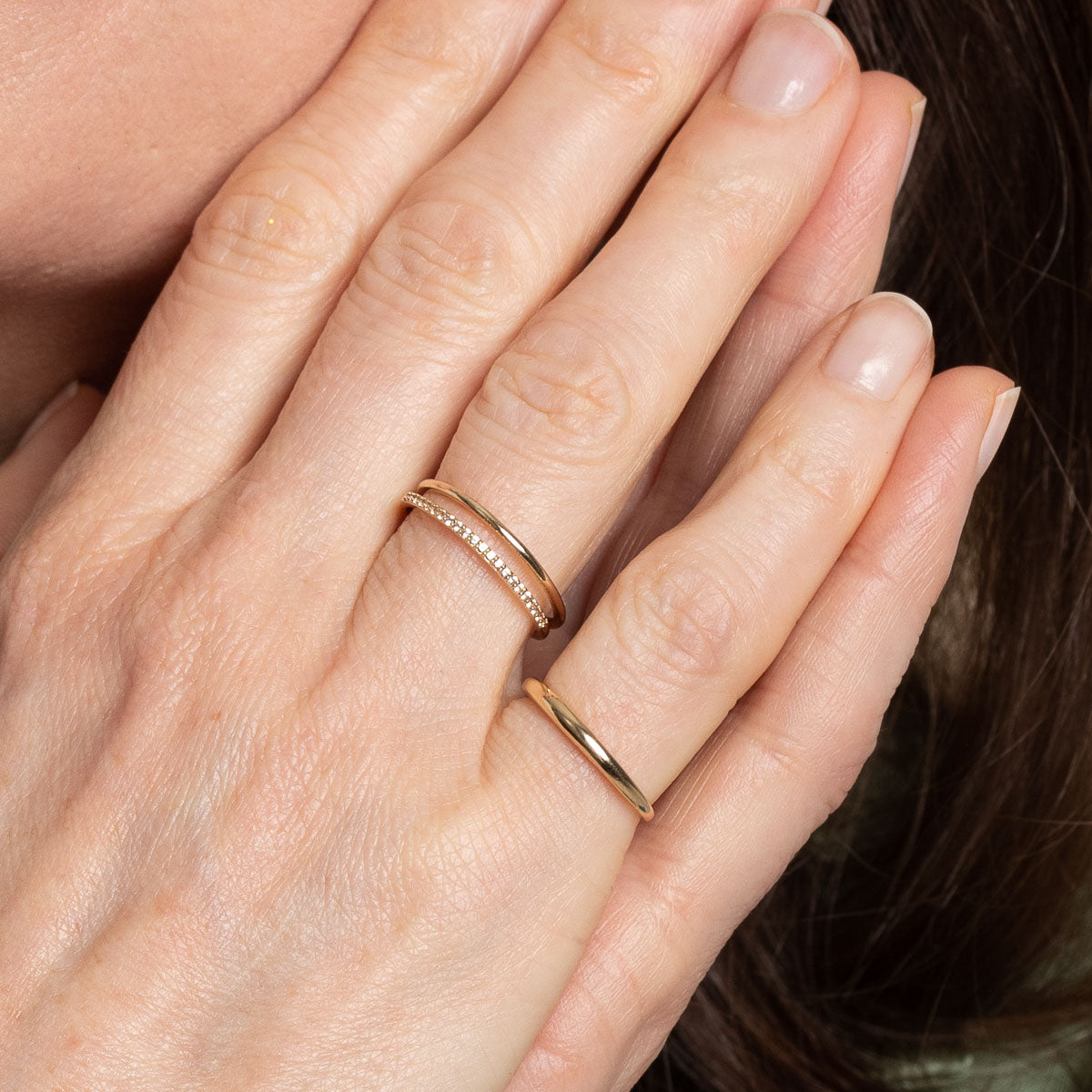 April White Topaz - Illusion Topaz Band Ring in Solid Gold - Rings - Astrid & Miyu