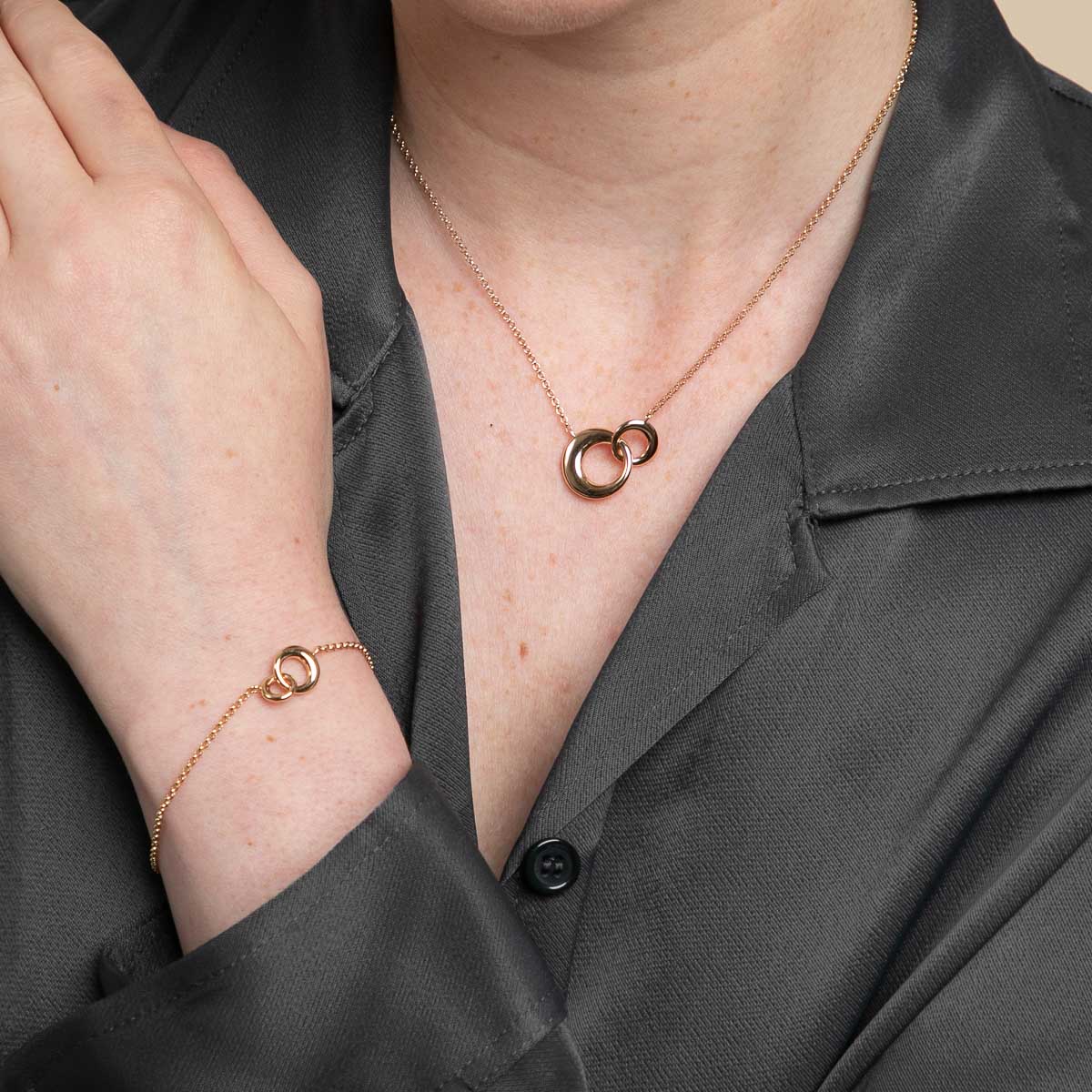 18k Gold Plated Jewellery - Dome Link Bracelet in Gold - Chain Bracelets - Astrid & Miyu