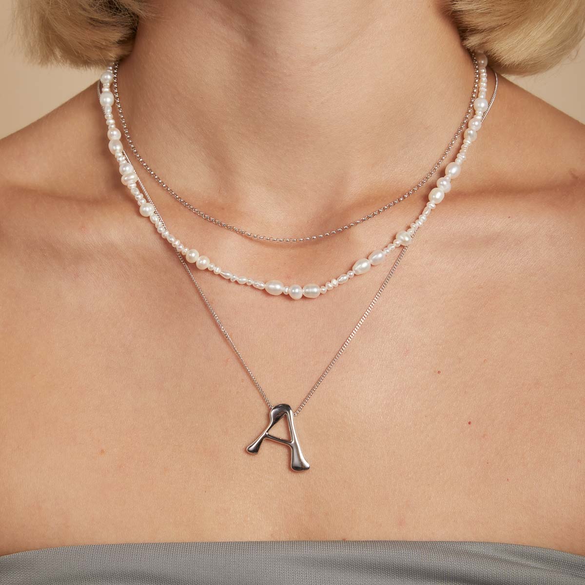 Graduation Gifts - A Initial Bold Pendant Necklace in Silver - Pendant Necklace - Astrid & Miyu