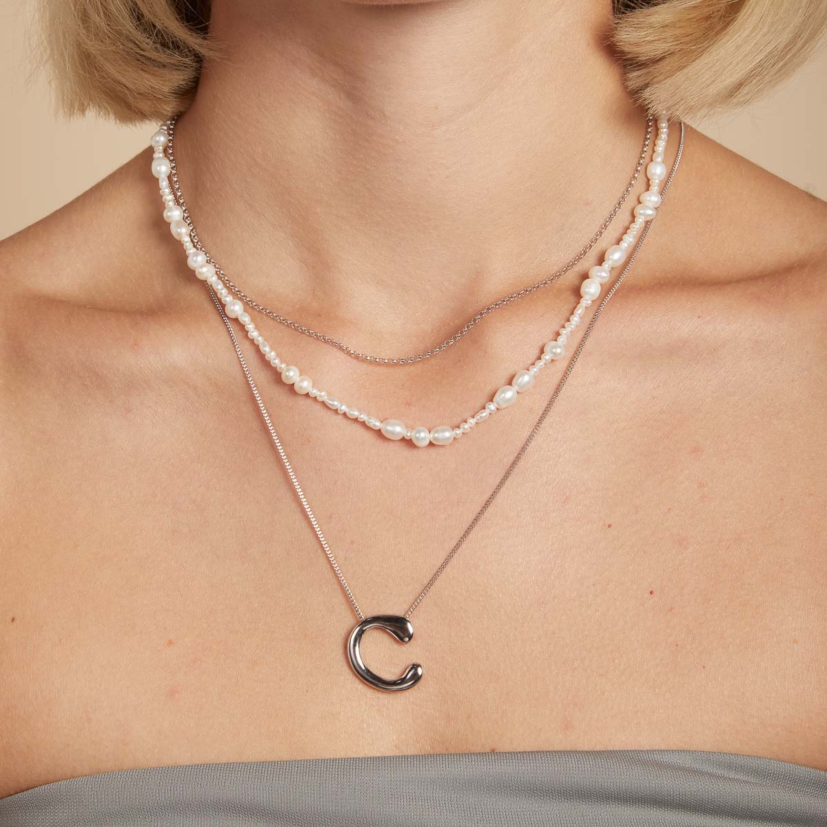 Initial Pendant Necklaces - C Initial Bold Pendant Necklace in Silver - Pendant Necklace - Astrid & Miyu