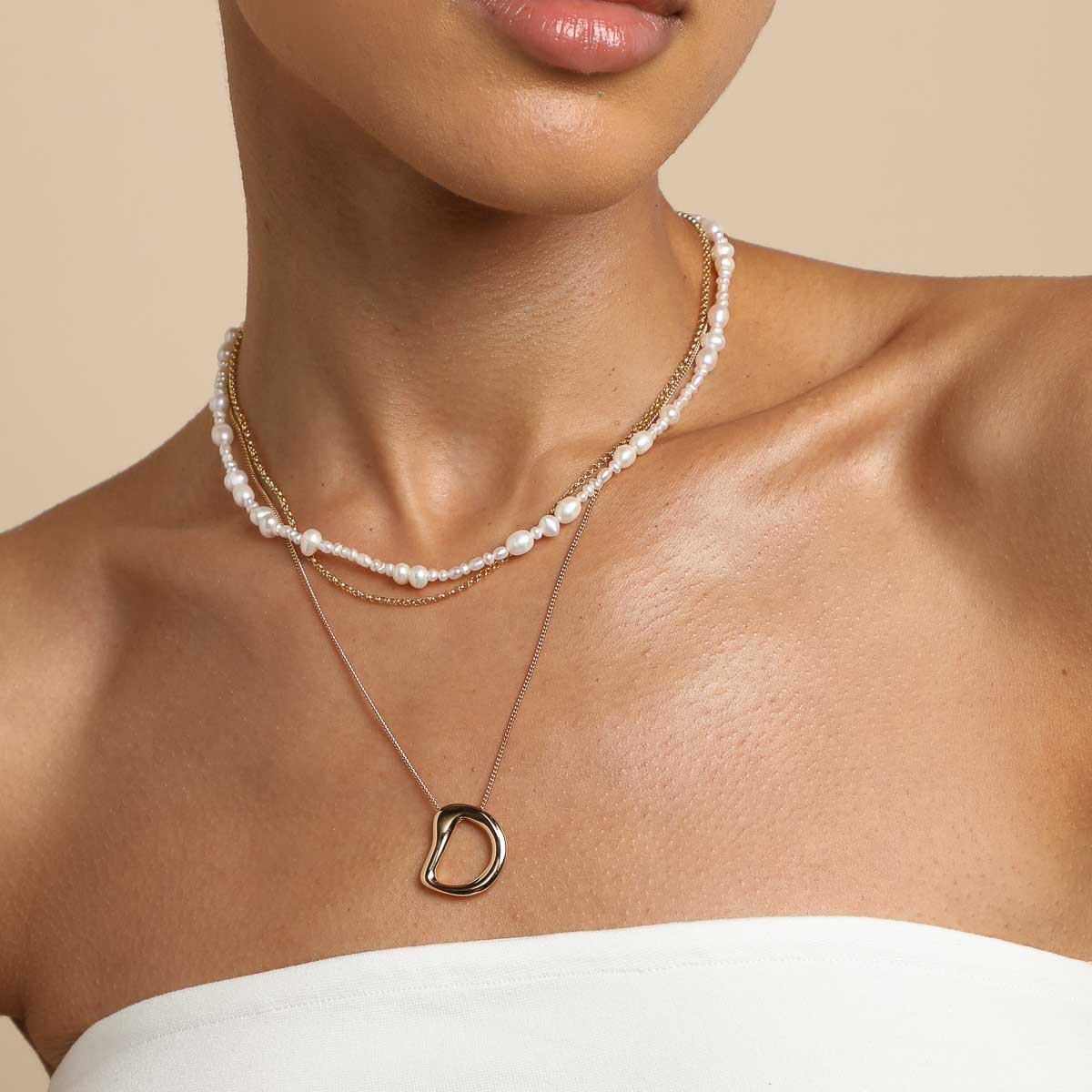 18k Gold Plated Jewellery - D Initial Bold Pendant Necklace in Gold - Pendant Necklace - Astrid & Miyu