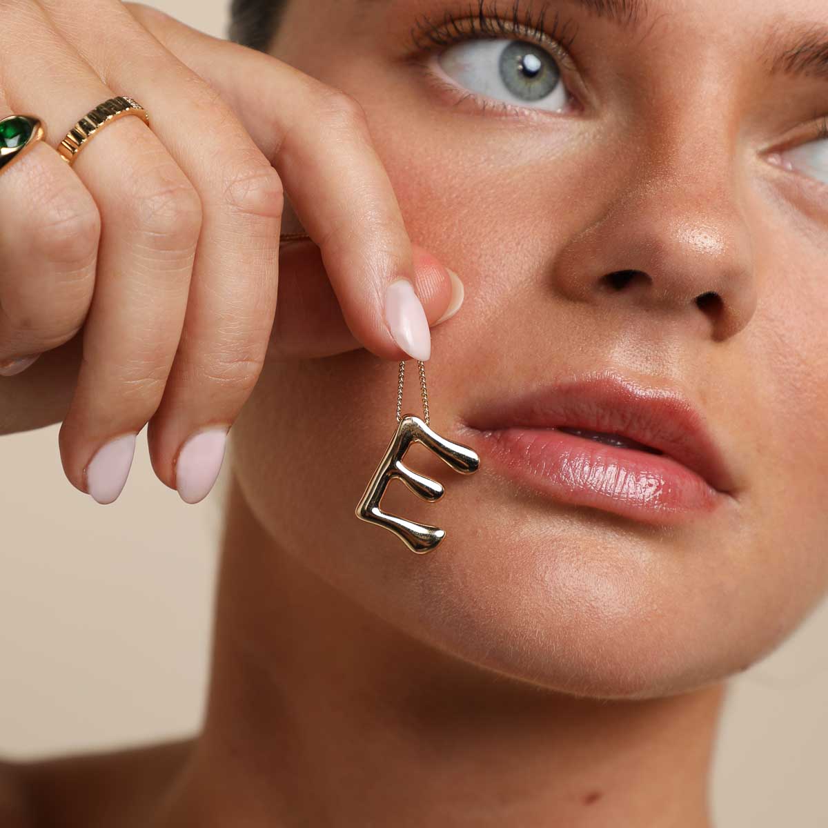 18k Gold Plated Jewellery - E Initial Bold Pendant Necklace in Gold - Pendant Necklace - Astrid & Miyu