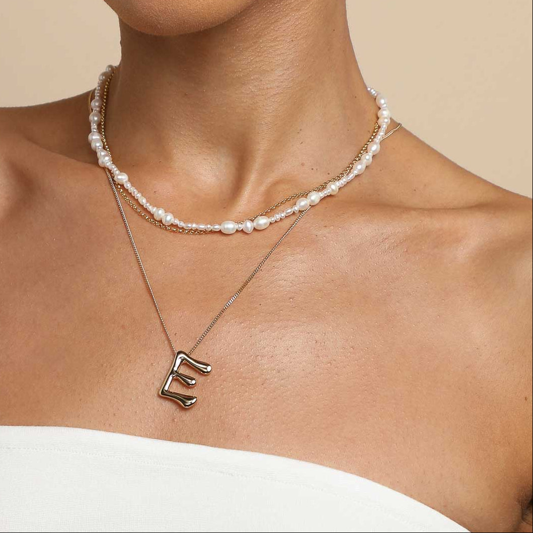 18k Gold Plated Jewellery - E Initial Bold Pendant Necklace in Gold - Pendant Necklace - Astrid & Miyu