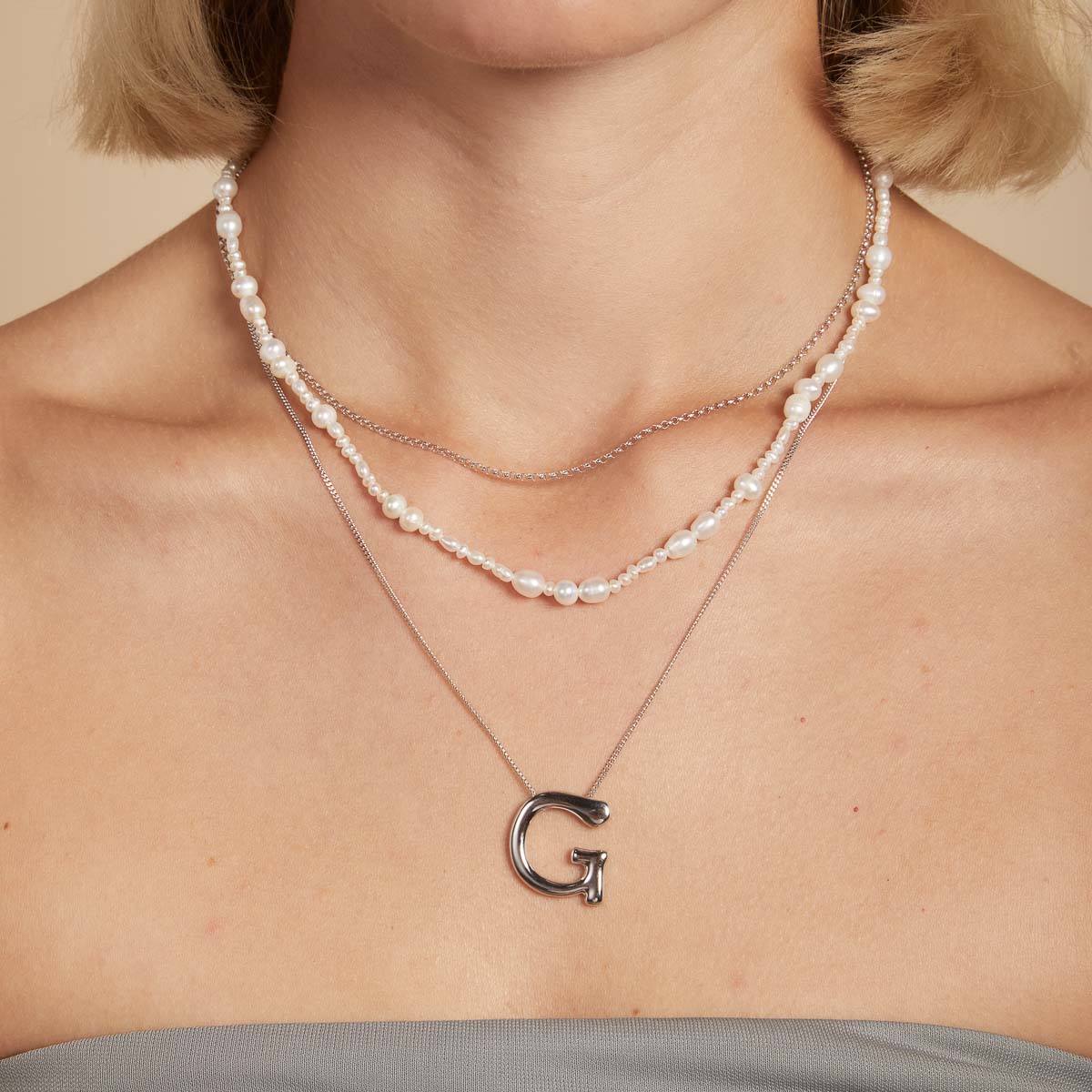 Initial Pendant Necklaces - G Initial Bold Pendant Necklace in Silver - Pendant Necklace - Astrid & Miyu