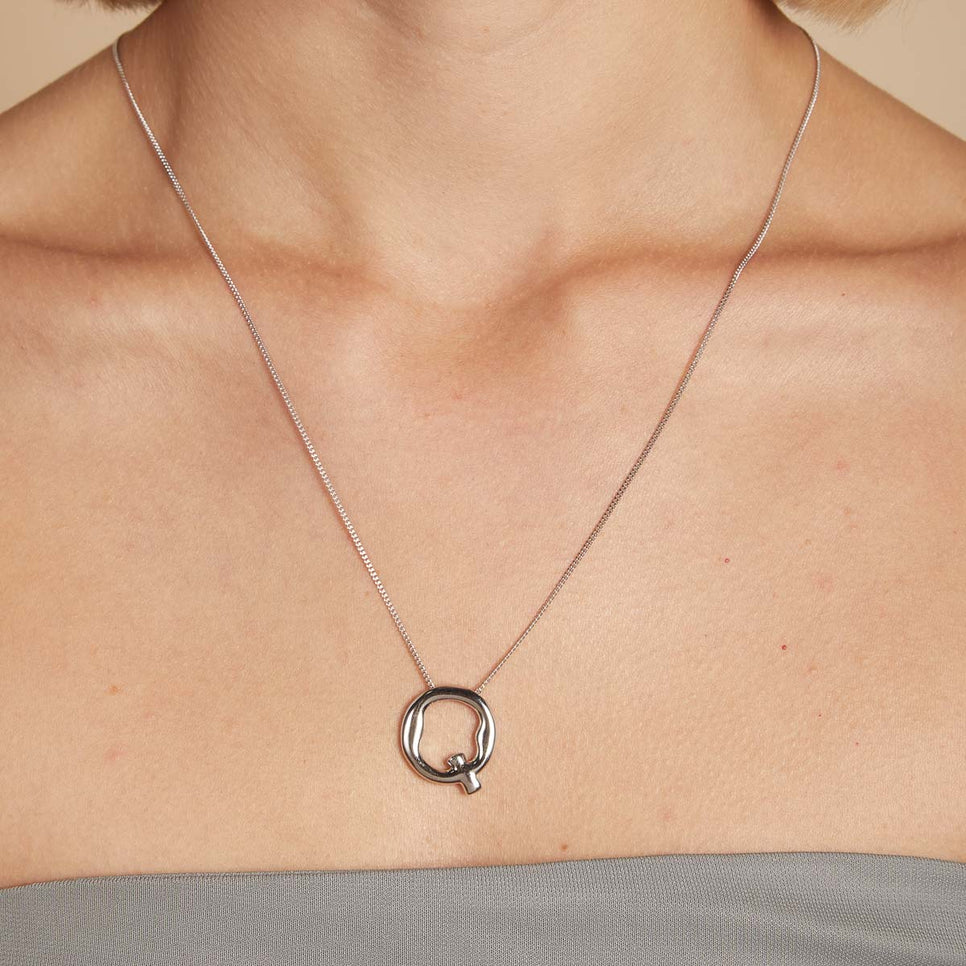 Necklaces & Bracelets - Q Initial Bold Pendant Necklace in Silver - Pendant Necklace - Astrid & Miyu