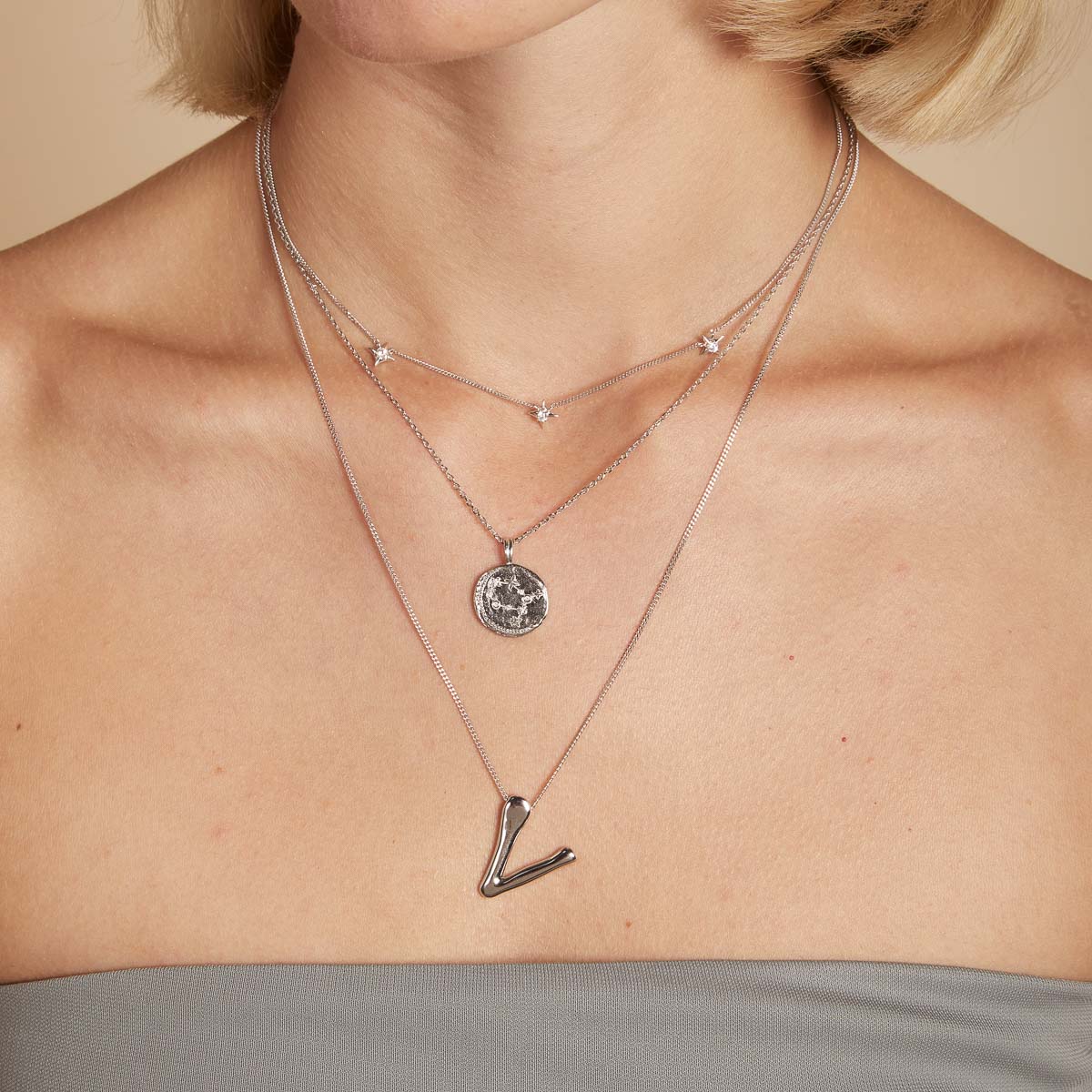 Necklaces & Bracelets - V Initial Bold Pendant Necklace in Silver - Pendant Necklace - Astrid & Miyu