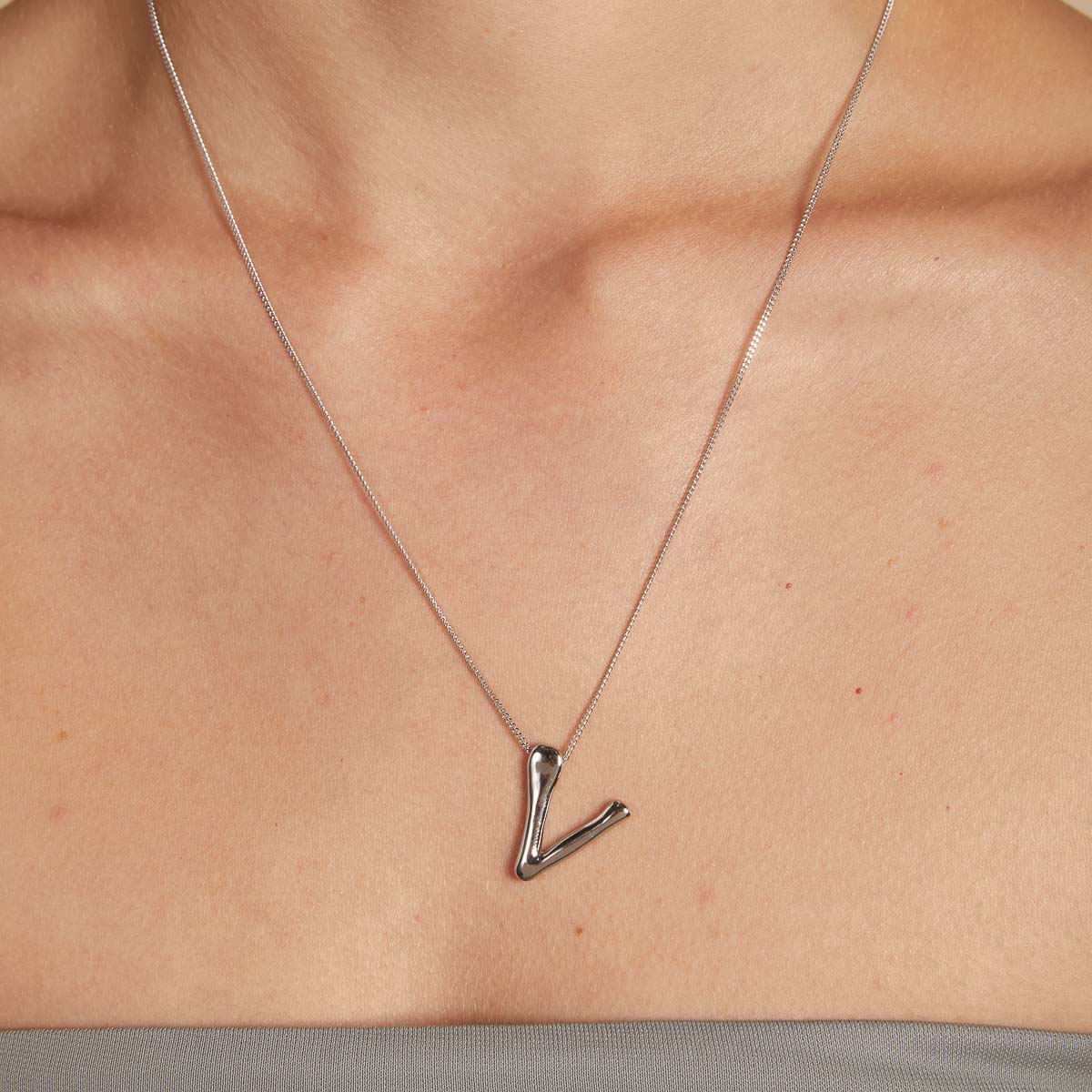 Necklaces & Bracelets - V Initial Bold Pendant Necklace in Silver - Pendant Necklace - Astrid & Miyu