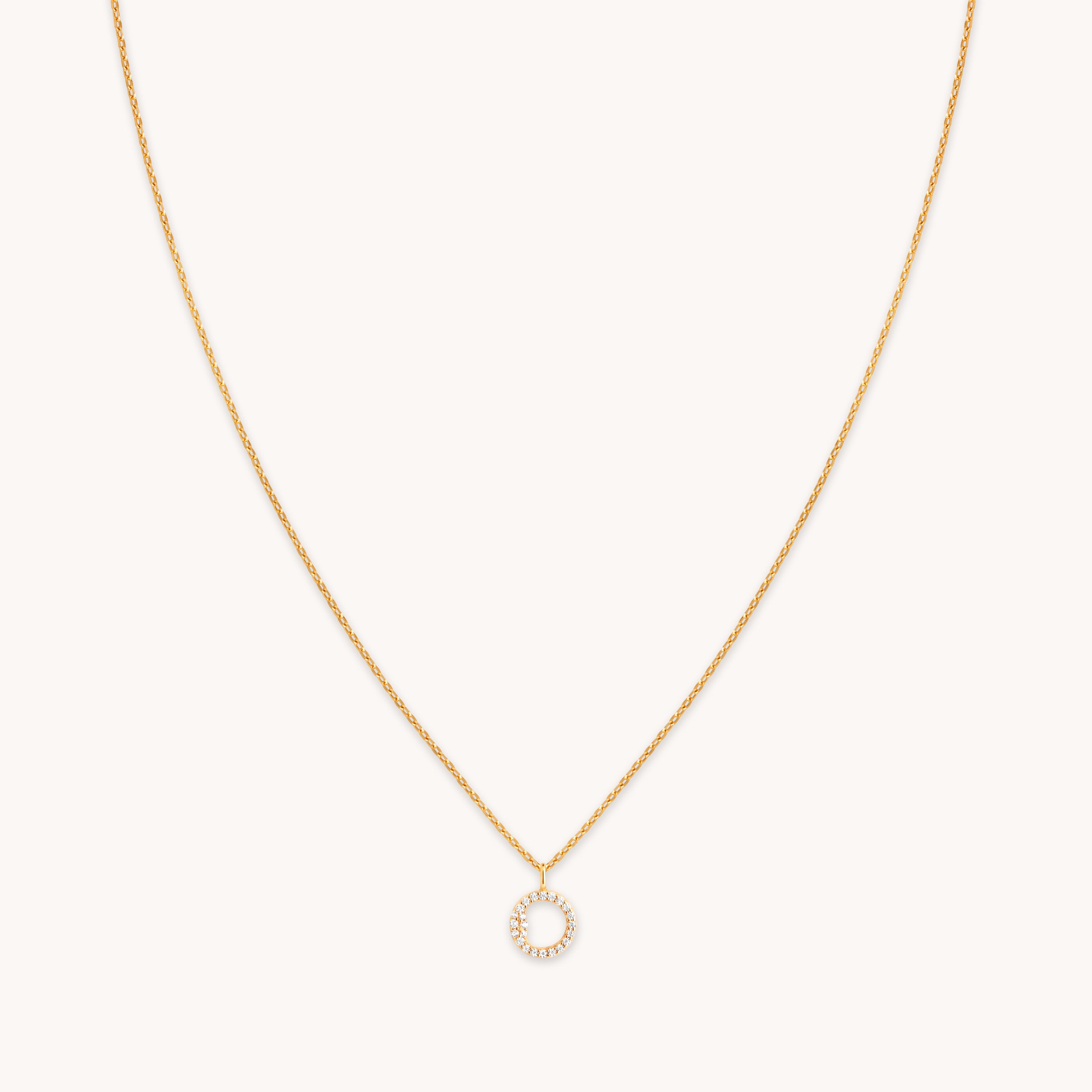 18k Gold Plated Jewellery - O Initial Pavé Pendant Necklace in Gold - Pendant Necklace - Astrid & Miyu