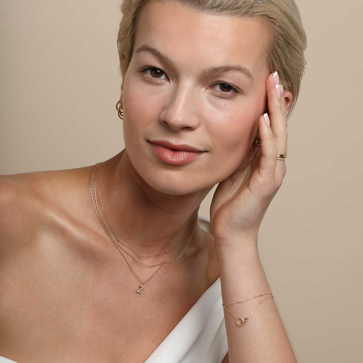 18k Gold Plated Jewellery - Z Initial Pavé Pendant Necklace in Gold - Pendant Necklace - Astrid & Miyu