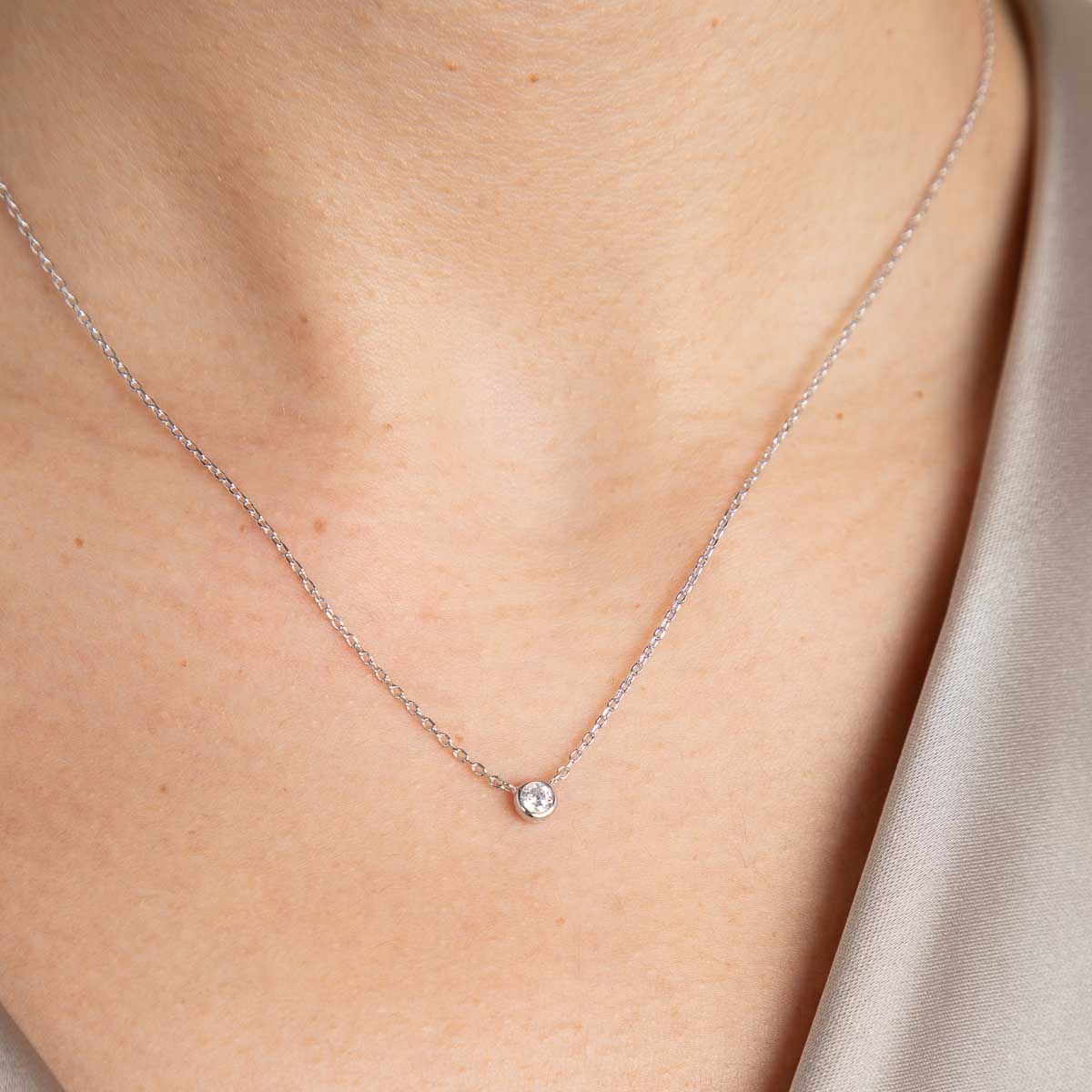 Essential Jewellery Collection - Essential Crystal Pendant Necklace in Silver - Necklaces - Astrid & Miyu
