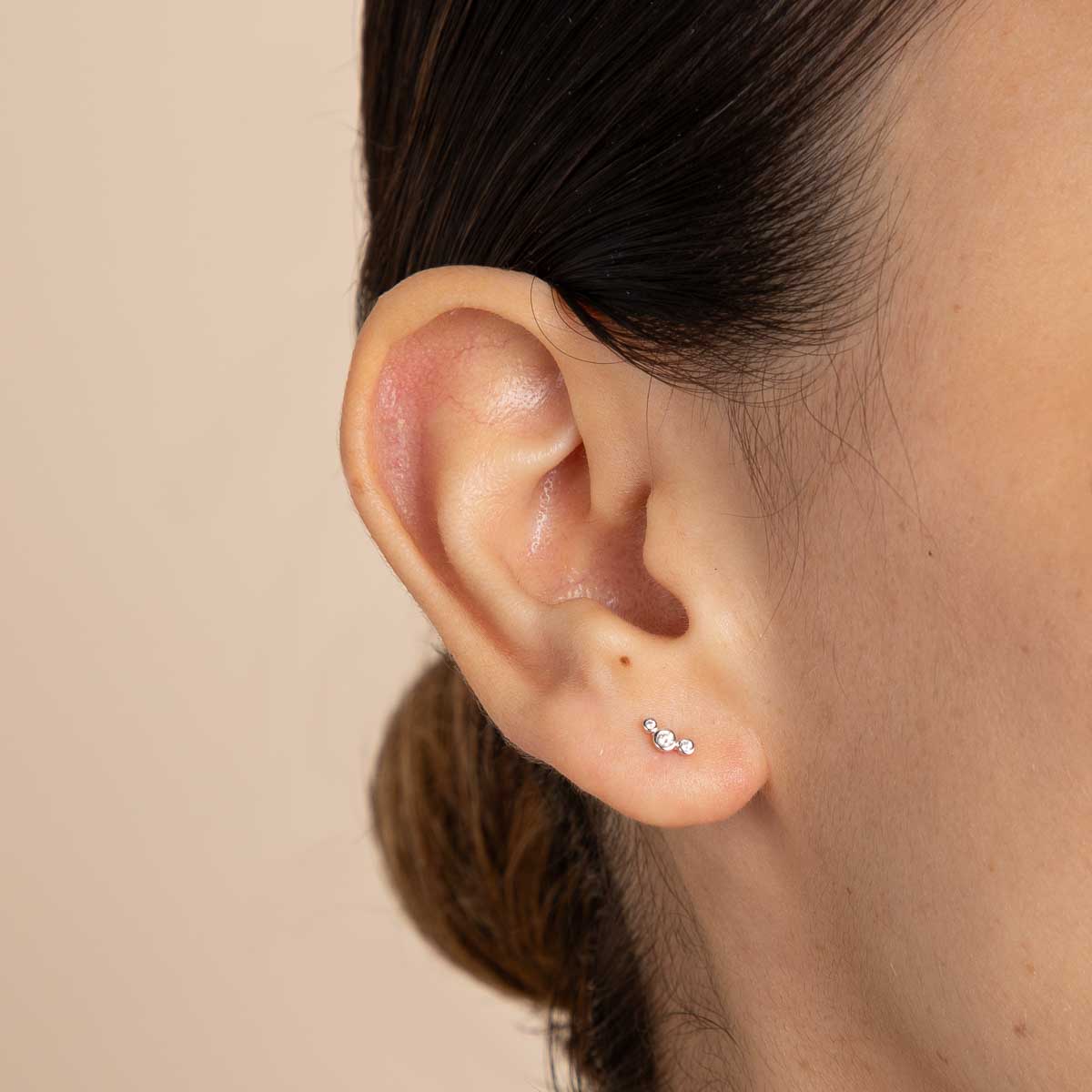 Earrings - Gleam Crystal Stud Earrings in Silver - Stud Earrings - Astrid & Miyu