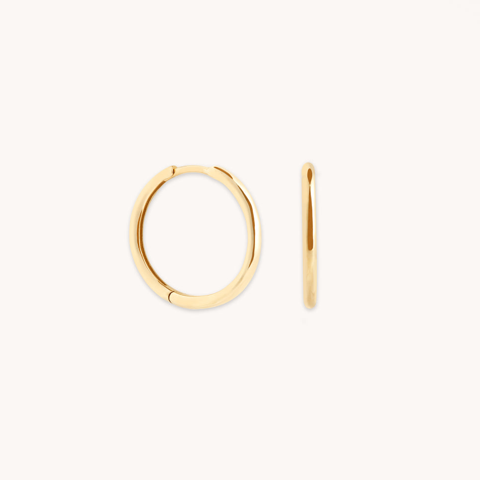 Earrings - Staple Hoops in Solid Gold - Hoop Earrings - Astrid & Miyu