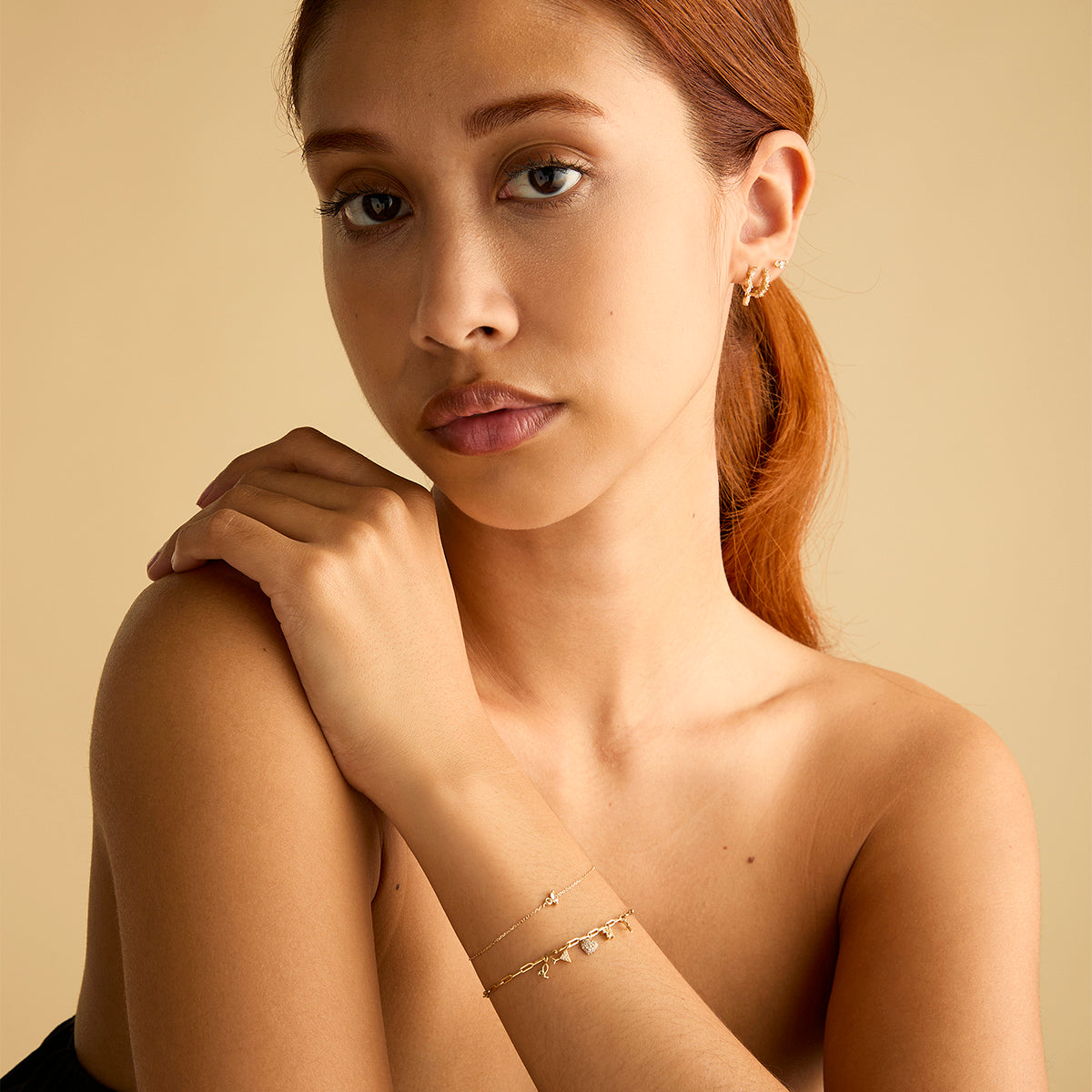 White Topaz Cluster Bracelet in 9k Gold-Astrid & Miyu