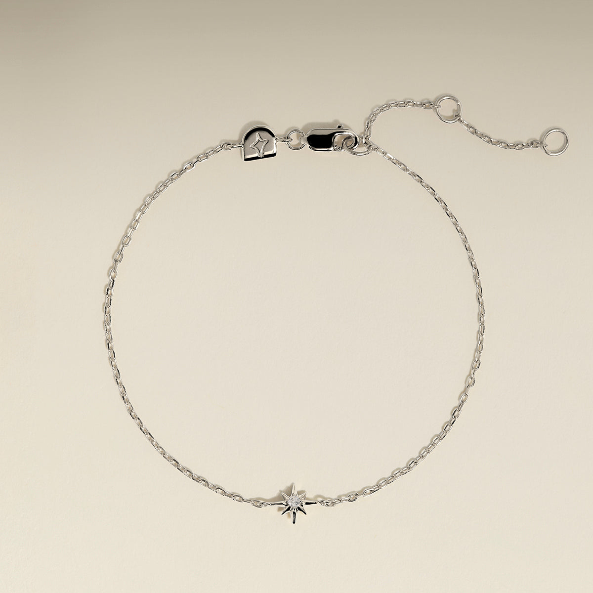 Shooting Star Pendant Bracelet in Silver-Astrid & Miyu