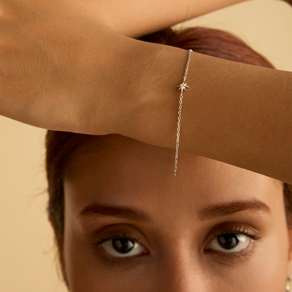 Shooting Star Pendant Bracelet in Silver-Astrid & Miyu