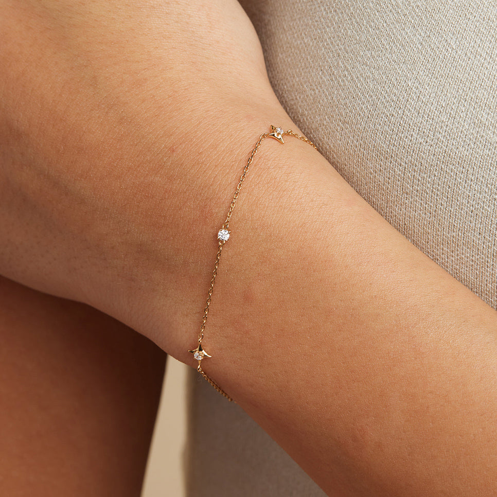 18k Gold Plated Jewellery - Cosmic Star Charm Bracelet in Gold - Charm Bracelet - Astrid & Miyu