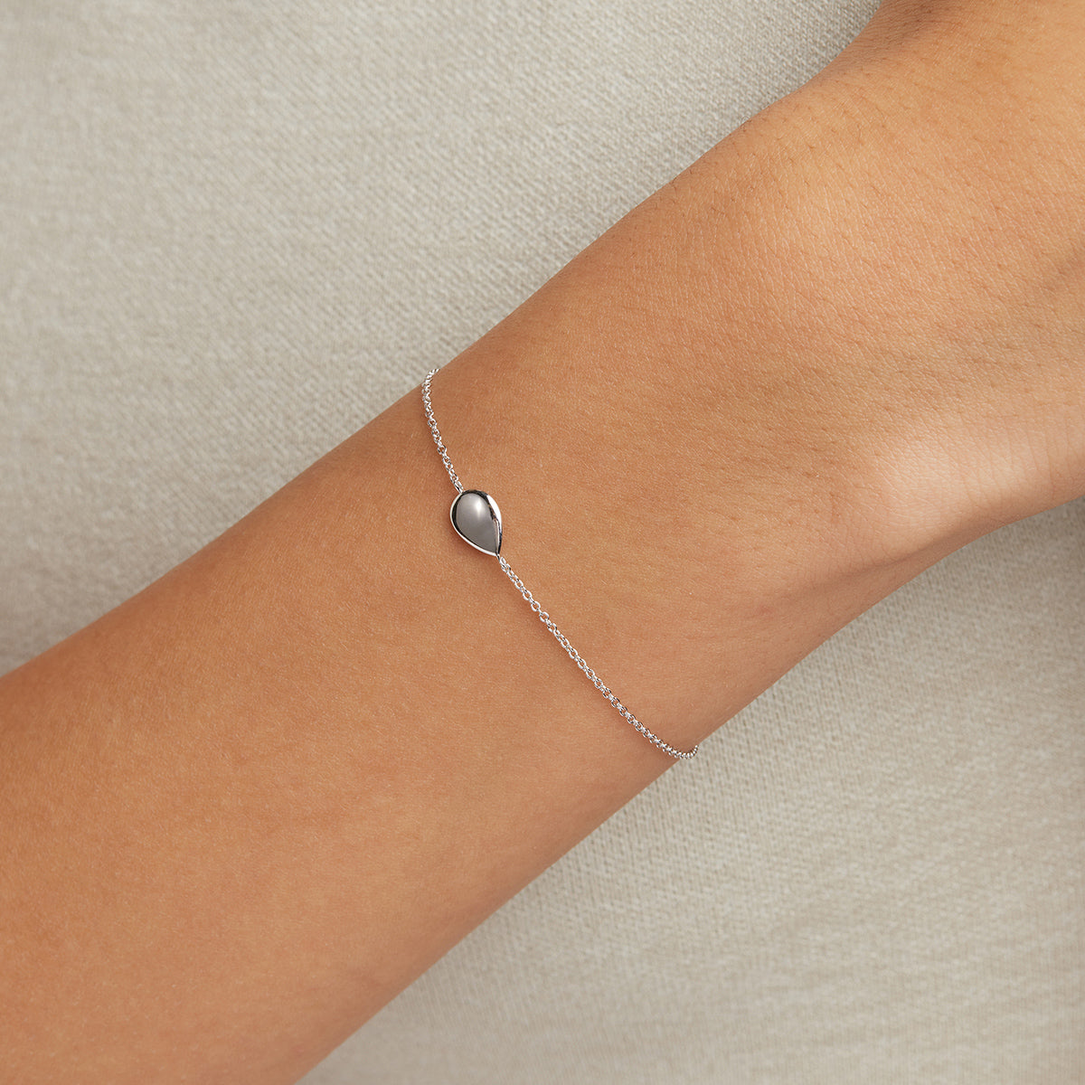 Bracelets - Pear Charm Bracelet in Silver - Charm Bracelet - Astrid & Miyu