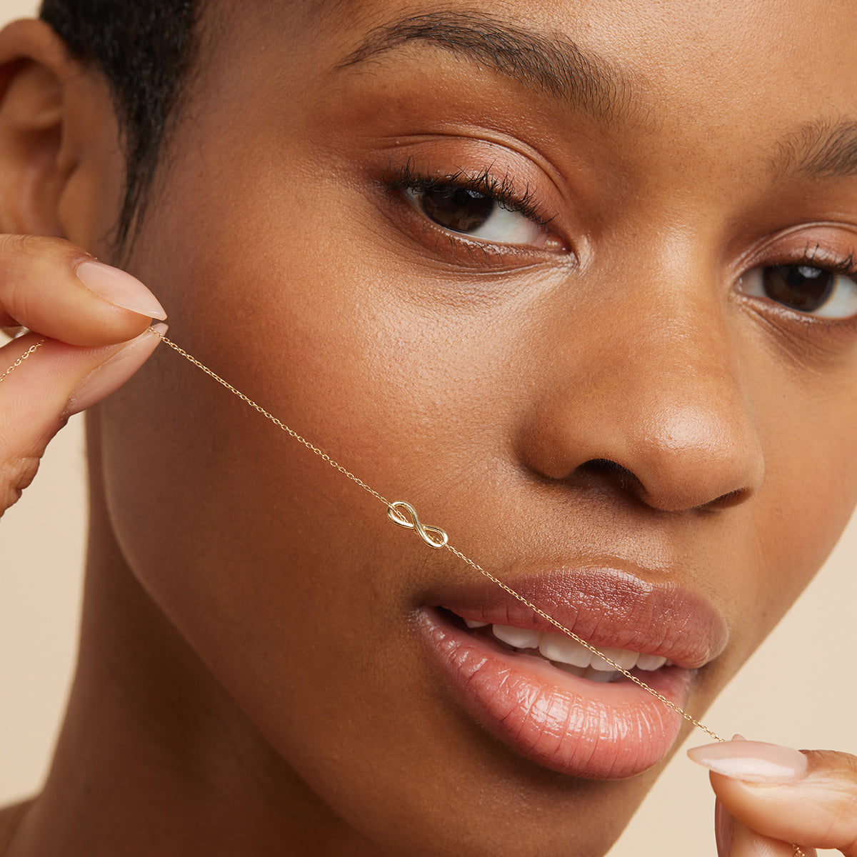 Bracelets - Infinite Charm Bracelet in Solid Gold - Charm Bracelet - Astrid & Miyu