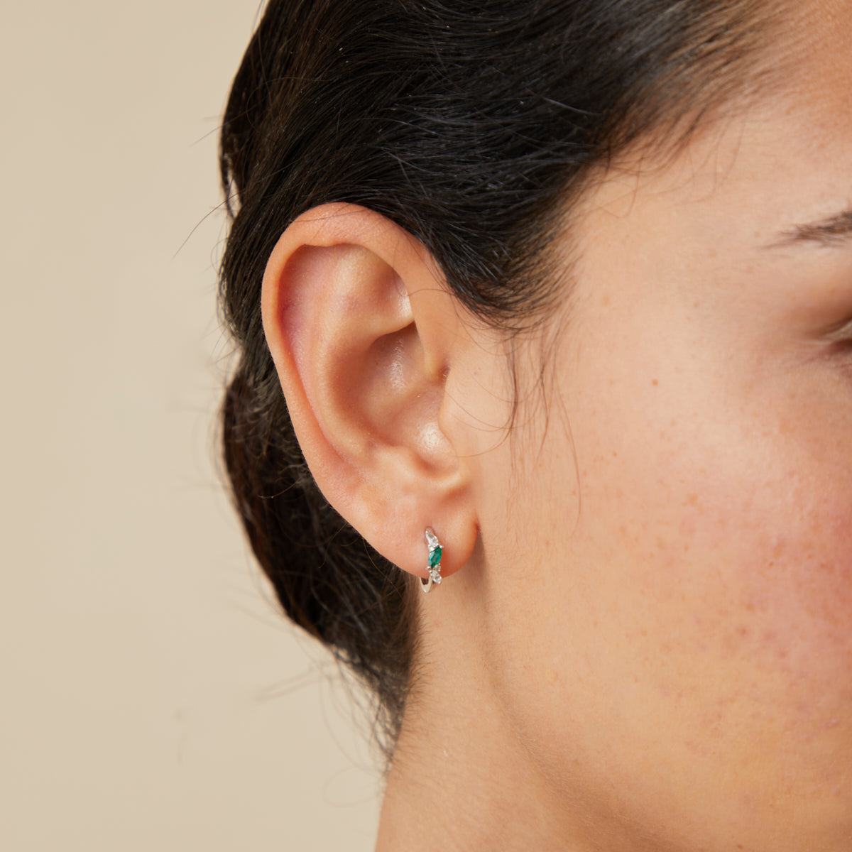 Daith Piercing Jewellery - Emerald Cluster Piercing Hoop in Solid White Gold - Hoop Earrings - Astrid & Miyu