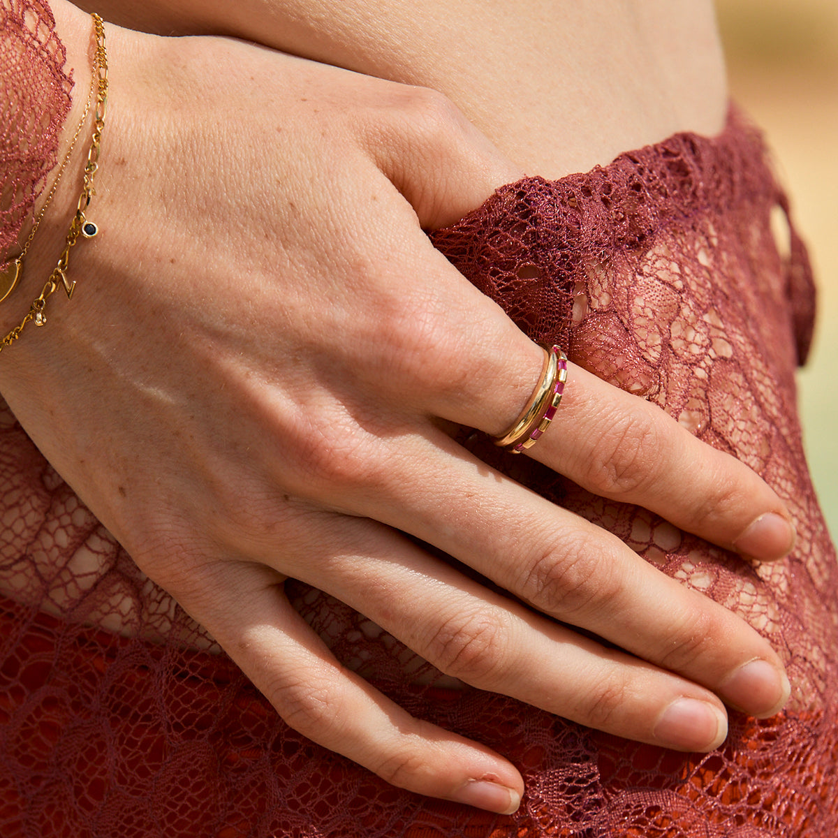 Lab-Grown Gemstones - Pink Sapphire Baguette Band Ring in Solid Gold - Band Rings - Astrid & Miyu