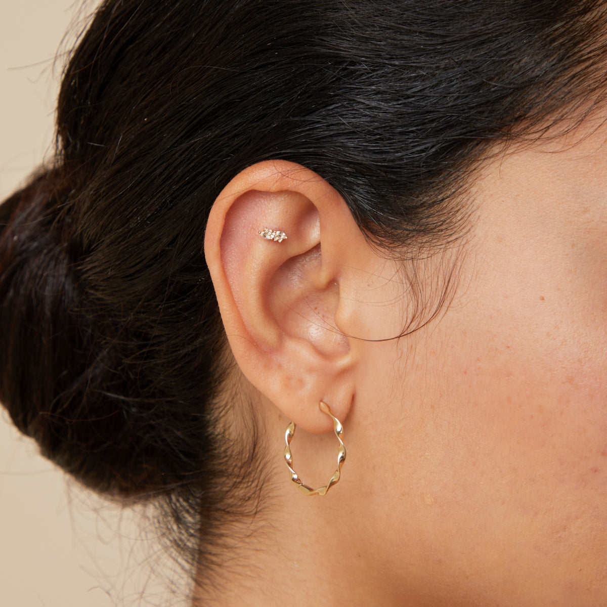 April White Topaz - White Topaz Cluster Piercing Stud in Solid Gold - Piercing Stud - Astrid & Miyu