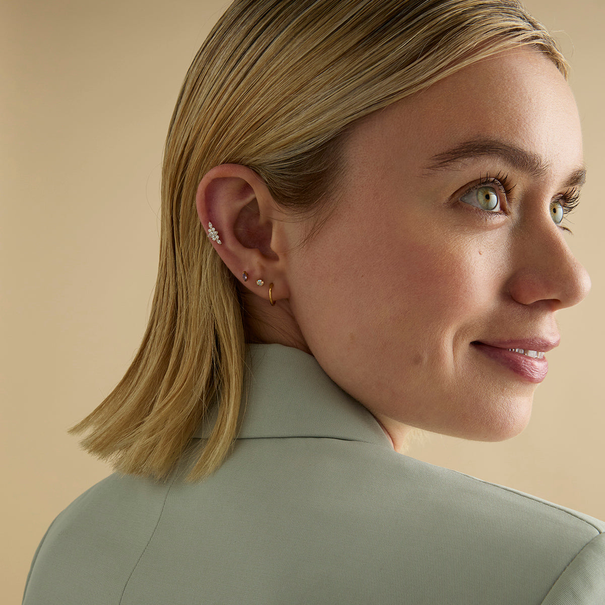 Conch Piercing Jewellery - Moonstone Titanium Piercing Stud in Gold - Piercing Stud - Astrid & Miyu