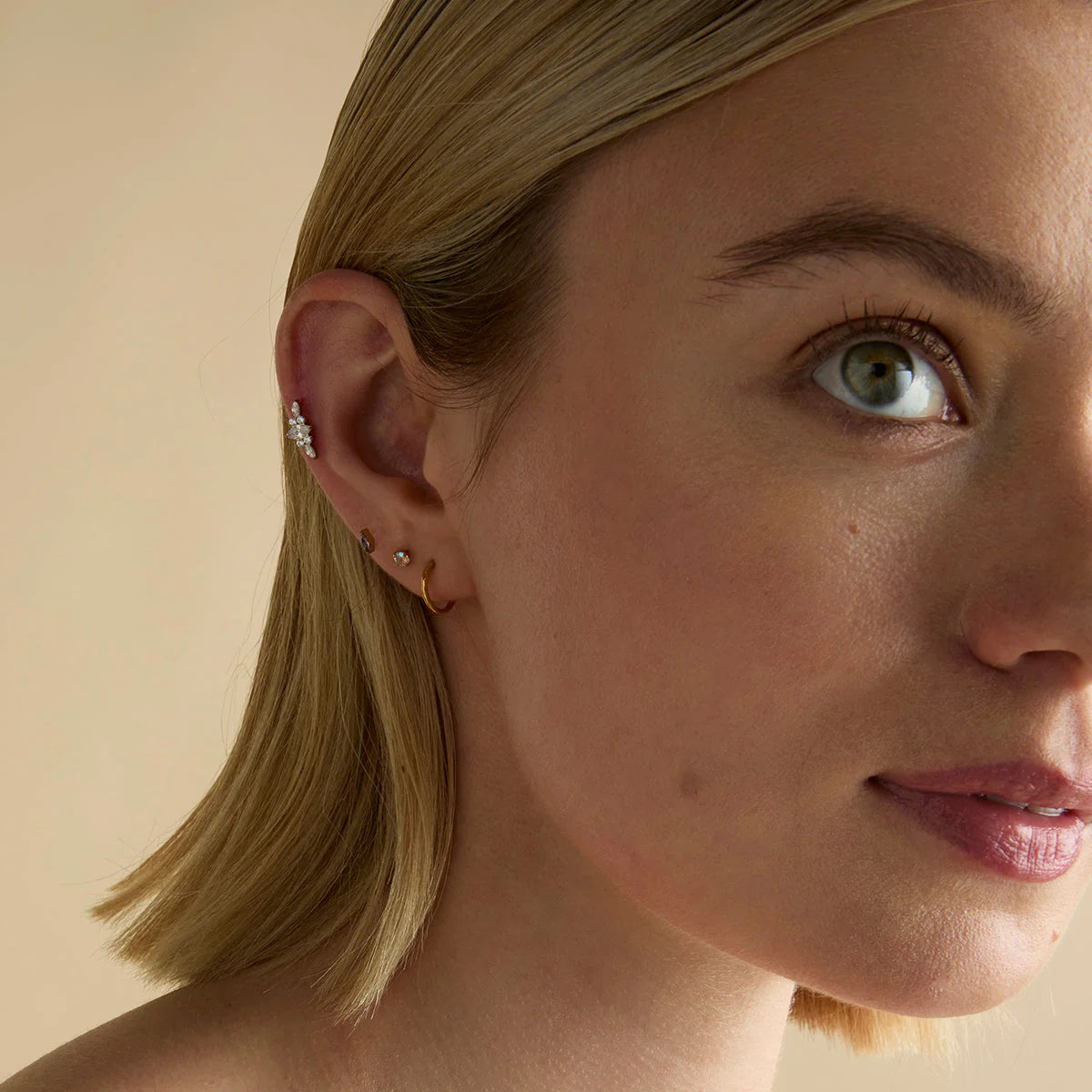 Conch Piercing Jewellery - Crystal Cluster Titanium Piercing Stud in Gold - Piercing Stud - Astrid & Miyu