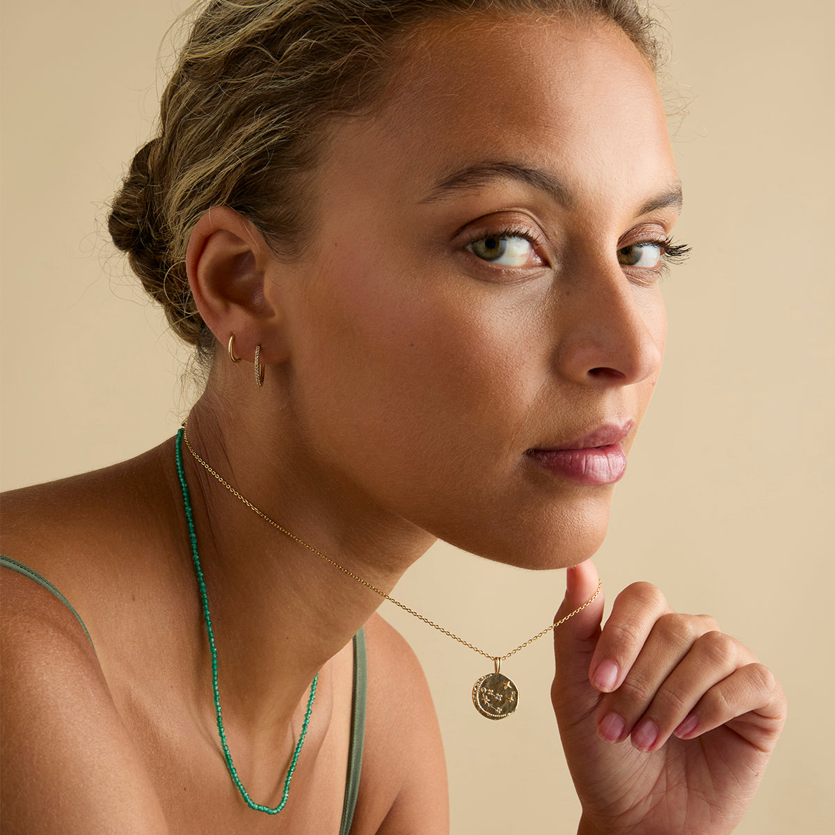 Beaded Jewellery - Green Agate Gemstone Necklace in 9k Gold - Beaded Necklace - Astrid & Miyu