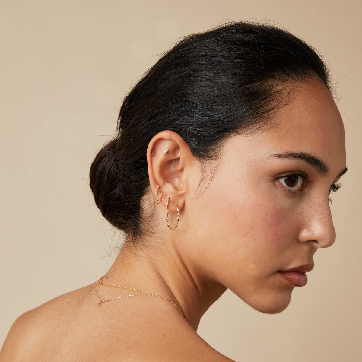 Earrings - Twist Huggies in Solid Gold - Huggies - Astrid & Miyu