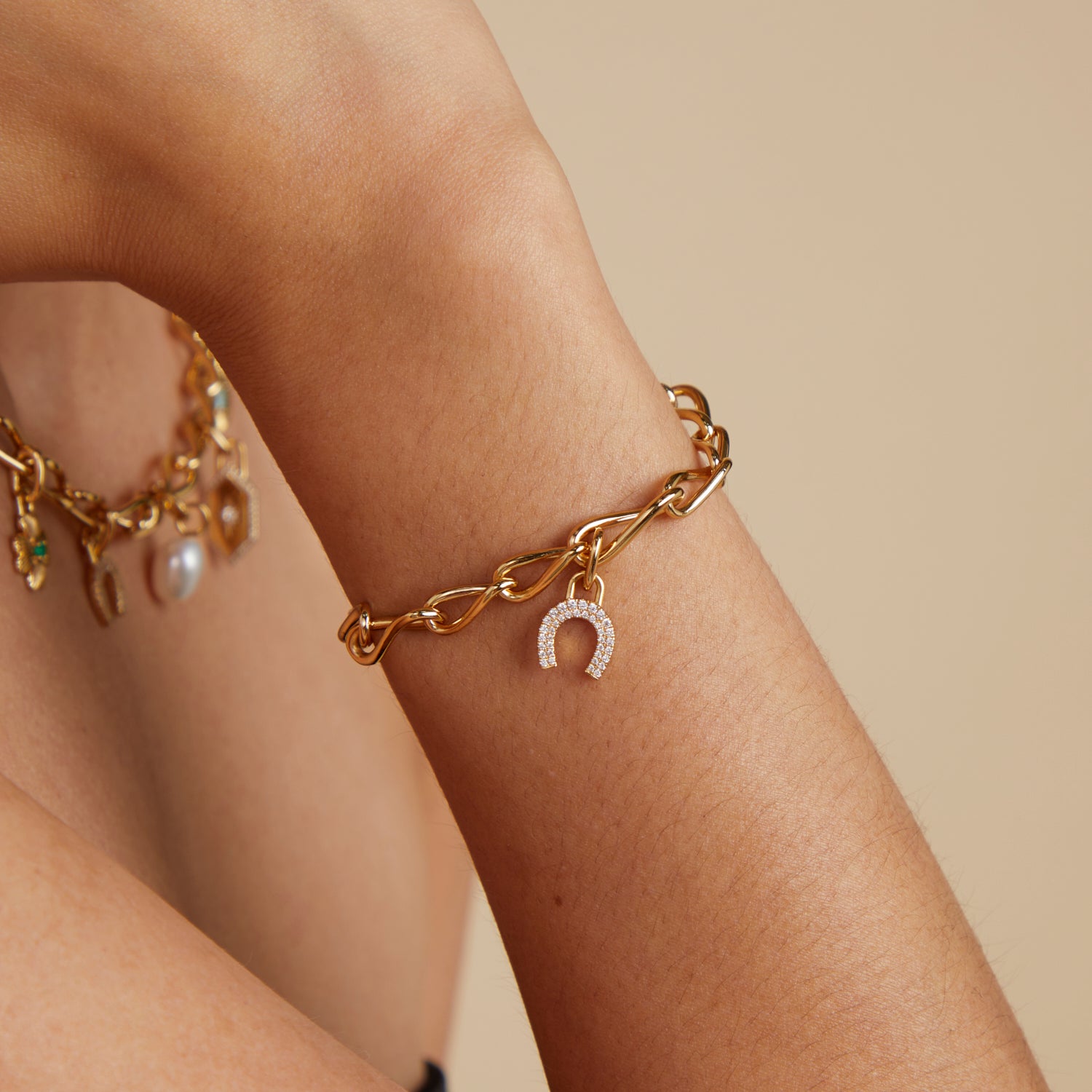 18k Gold Plated Jewellery - Horseshoe Talisman Charm in Gold - Talisman Charm - Astrid & Miyu