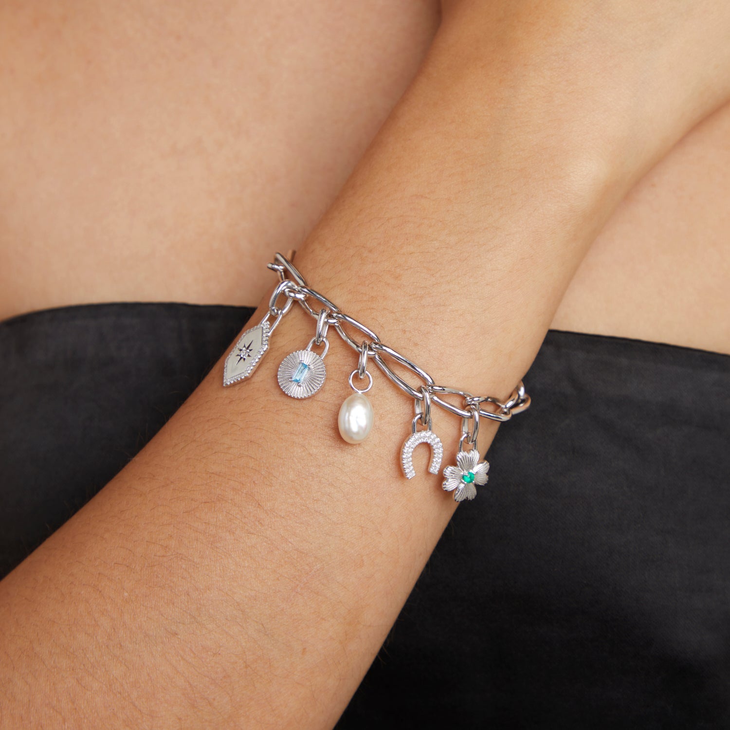 Hoop Charms - Horseshoe Talisman Charm in Silver - Talisman Charm - Astrid & Miyu