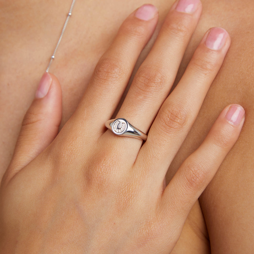 Lucky Charm Collection - Horseshoe Signet Ring in Silver - Signet Ring - Astrid & Miyu