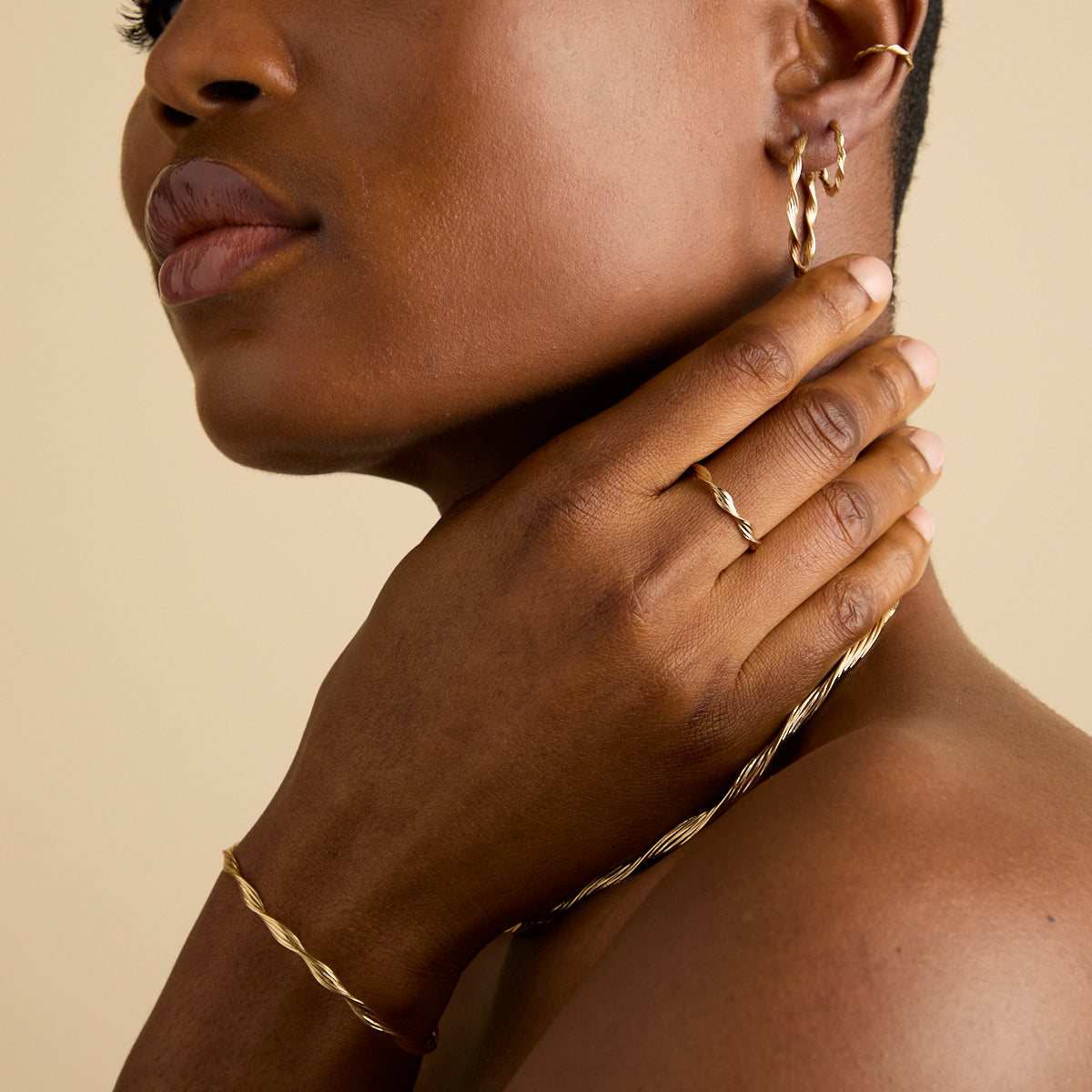 18k Gold Plated Jewellery - Twist Large Hoops in Gold - Hoops - Astrid & Miyu