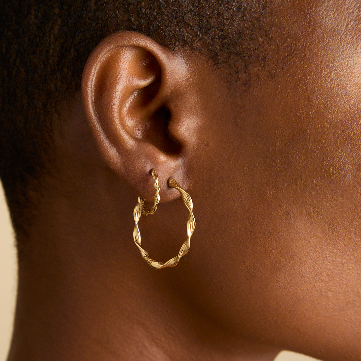 18k Gold Plated Jewellery - Twist Small Hoops in Gold - Hoops - Astrid & Miyu