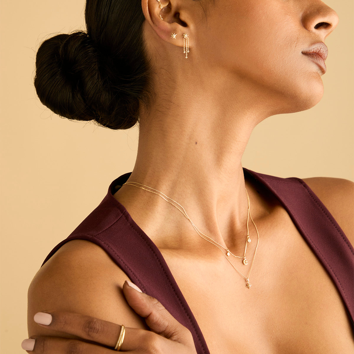 April White Topaz - White Topaz Star Studs in Solid Gold - Stud Earrings - Astrid & Miyu