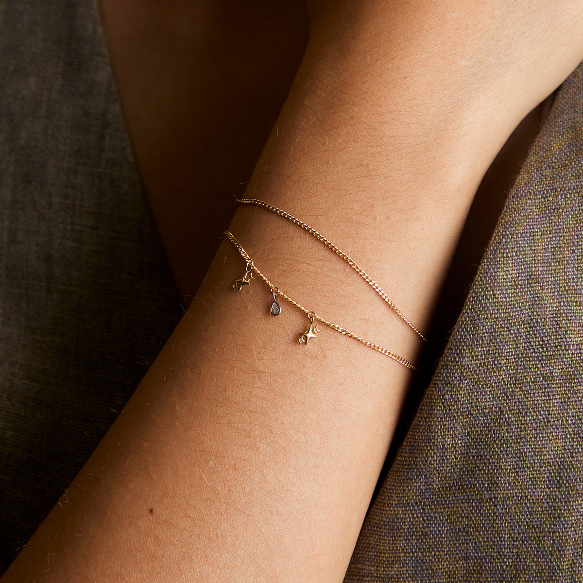 Bold Miyu Chain Bracelet in Solid Gold-Astrid & Miyu