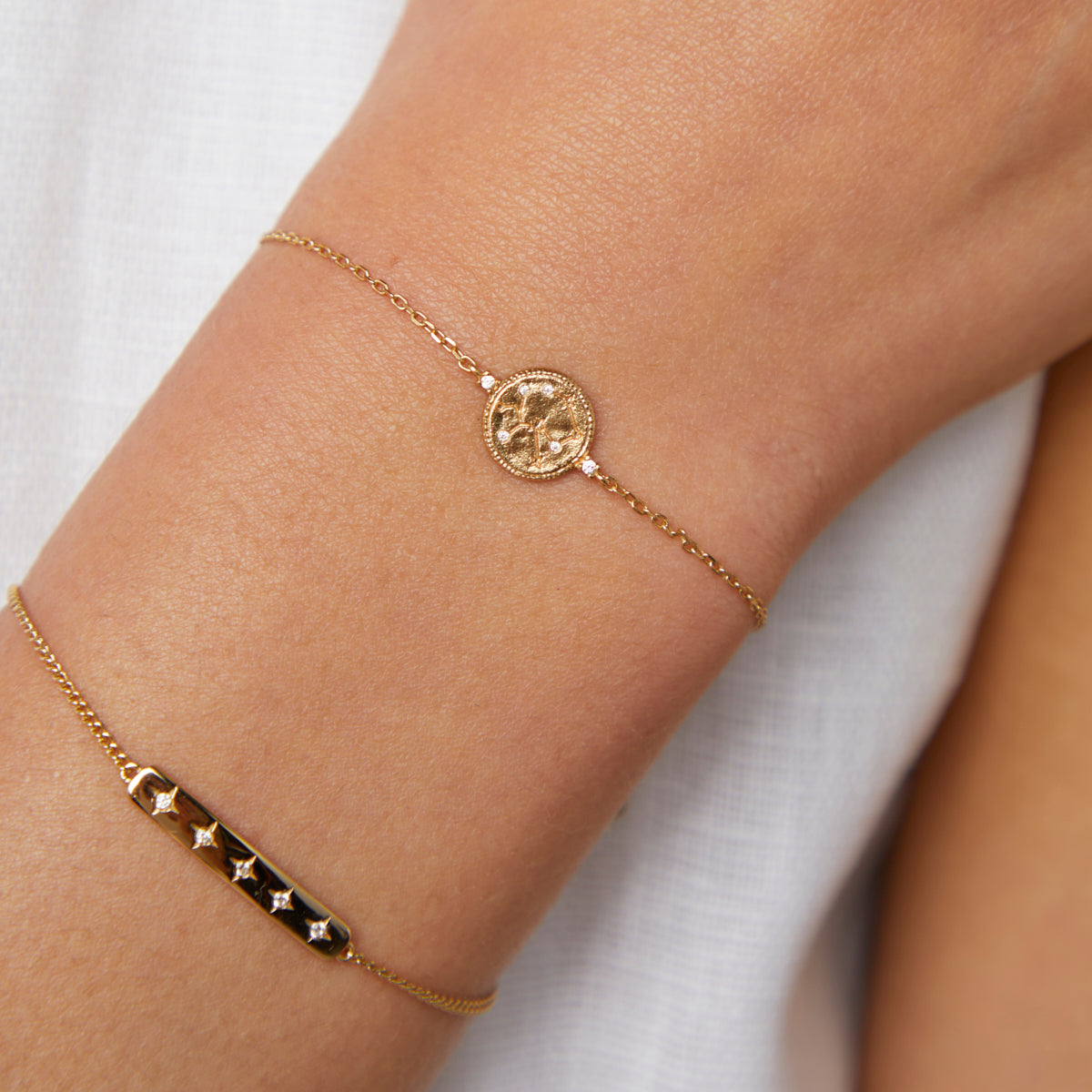 18k Gold Plated Jewellery - Sagittarius Zodiac Bracelet in Gold - Zodiac - Astrid & Miyu