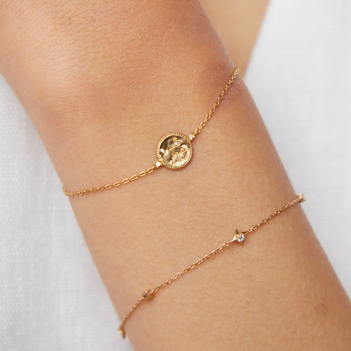 18k Gold Plated Jewellery - Virgo Zodiac Bracelet in Gold - Zodiac - Astrid & Miyu